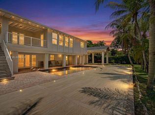 8320 SW 161st St, Palmetto Bay, FL 33157