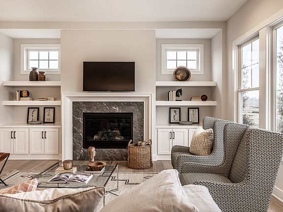 4th image of 8116 Hanley Ln