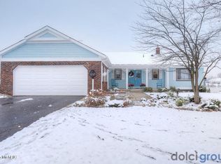 7060 Bliss Ct, Grandville, MI 49418