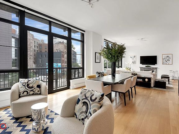 2nd image of 482 Greenwich St APT 3