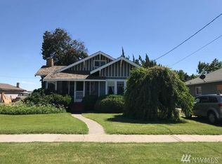 621 Harrison Ave, Sunnyside, WA 98944