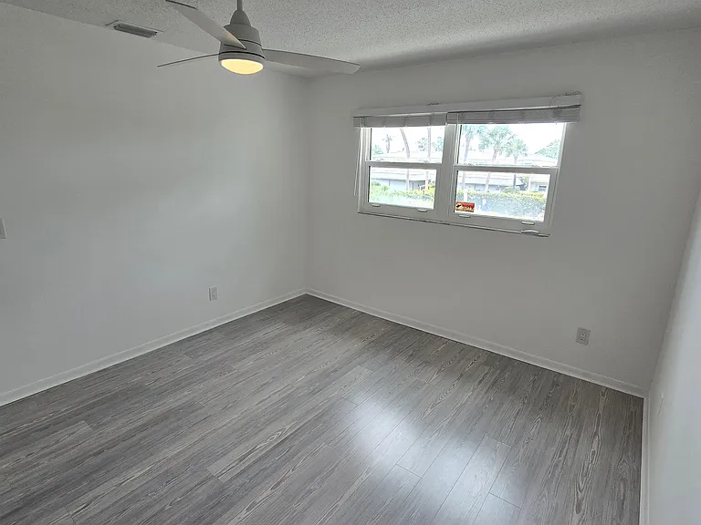 402 Dove Ln #12 — Photo 21