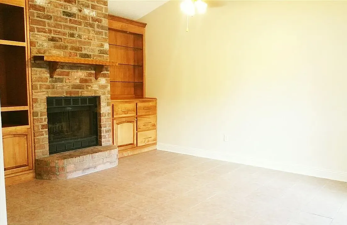 2 bed, 1150 sqft, $1,400 — Photo 3