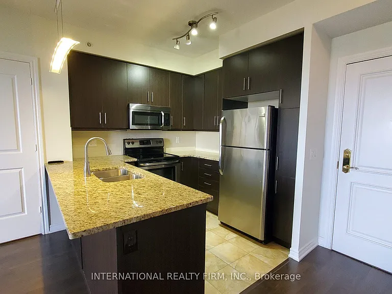 9255 Jane St #708 — Photo 8