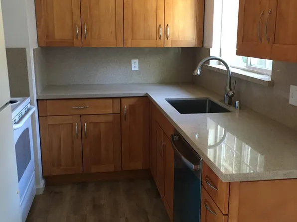 28 Finger Ave APT 5, Redwood City, CA 94062