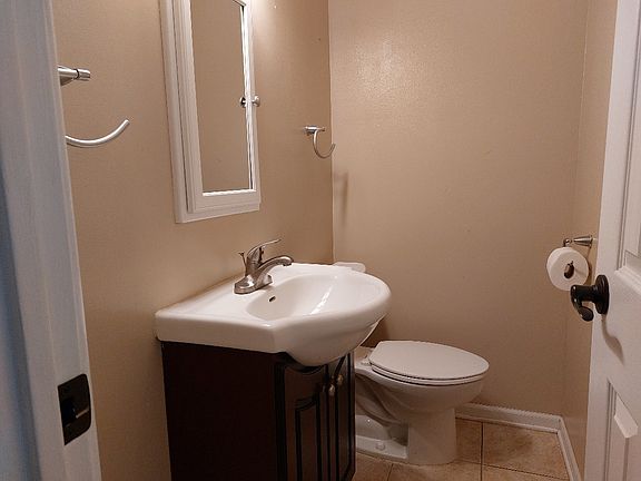 5th image of 8740 W 169th St