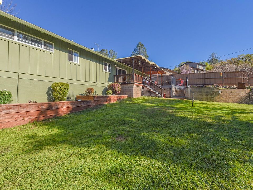 1st image of 12933 Chaparral Rd