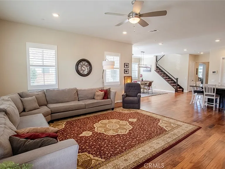 26424 Township St — Photo 14