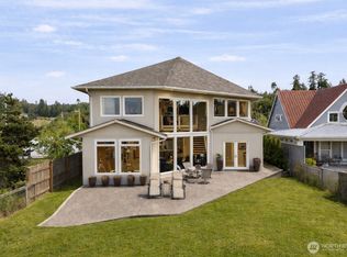 8668 NE Point No Point Rd, Hansville, WA 98340