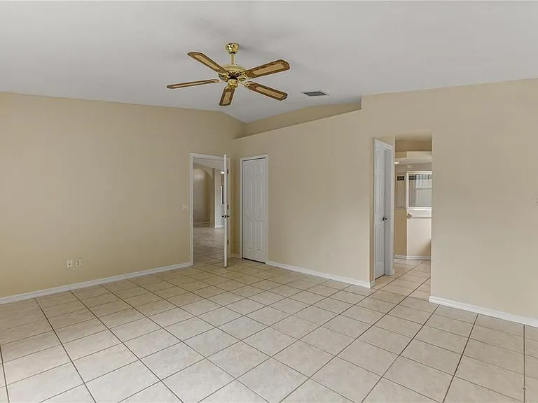 3915 Fonsica Ave — Photo 2