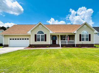 204 Star Gazer Court, Richlands, NC 28574