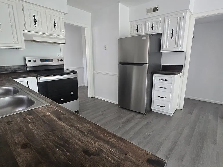 109 Sieville Ave #101 — Photo 4