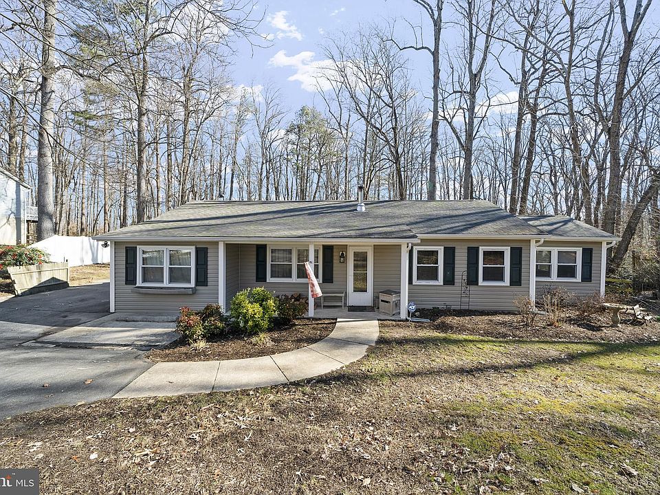 1st image of 39848 Cathy Cir