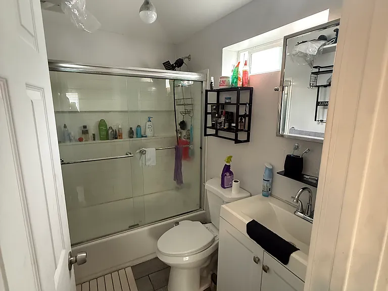 12426 S Vermont Ave #3 — Photo 5