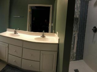 8217 Singleleaf Ln, Lorton, VA 22079