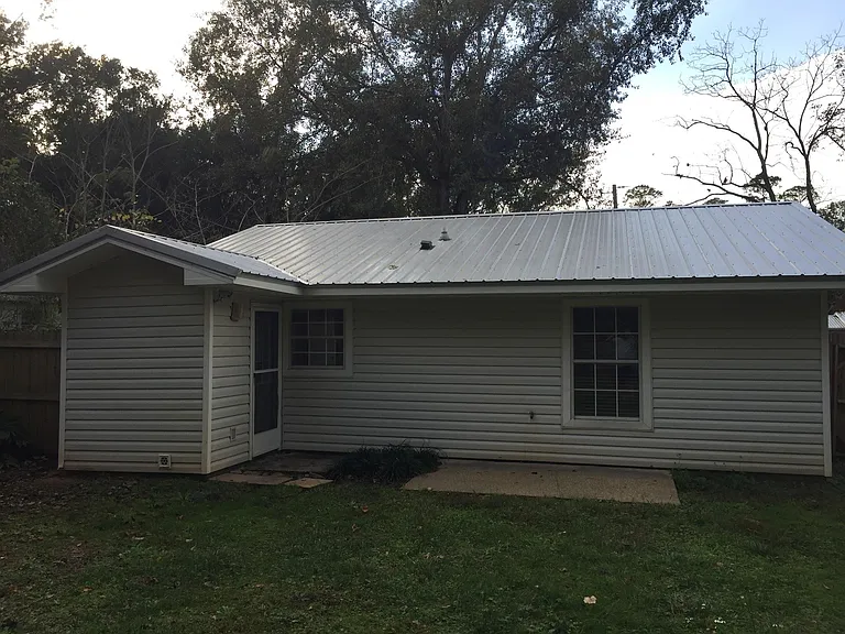6958 Viola Rd — Photo 4
