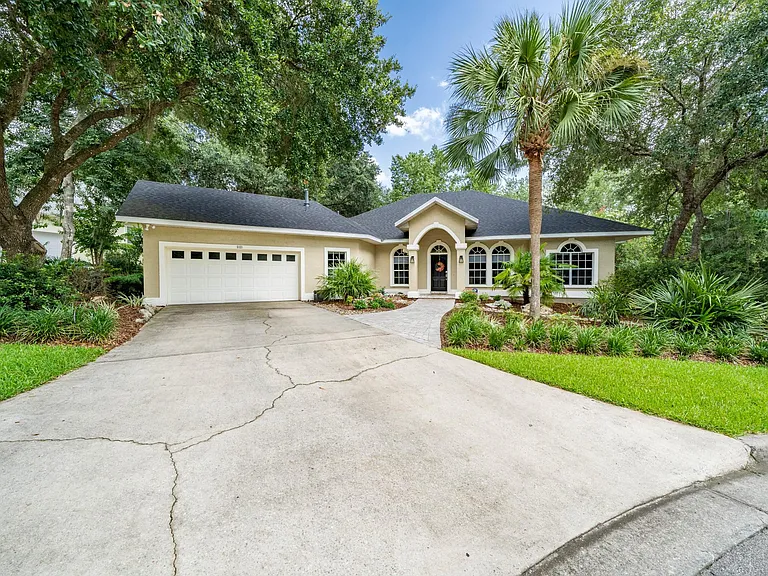 5121 NW 76th Ln — Photo 4