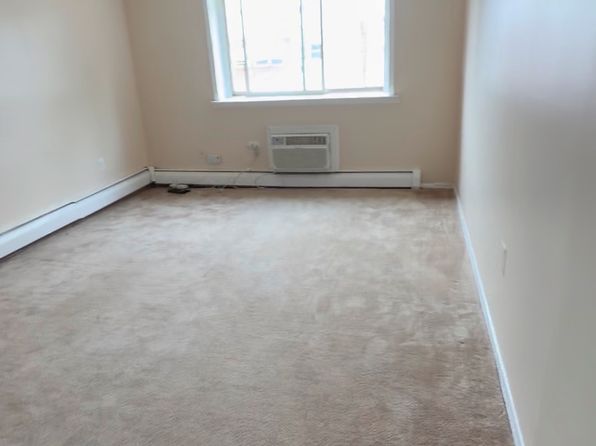 4240 Woodhaven Rd #221