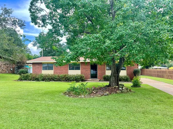 2003 Roebuck St, Dothan, AL 36301