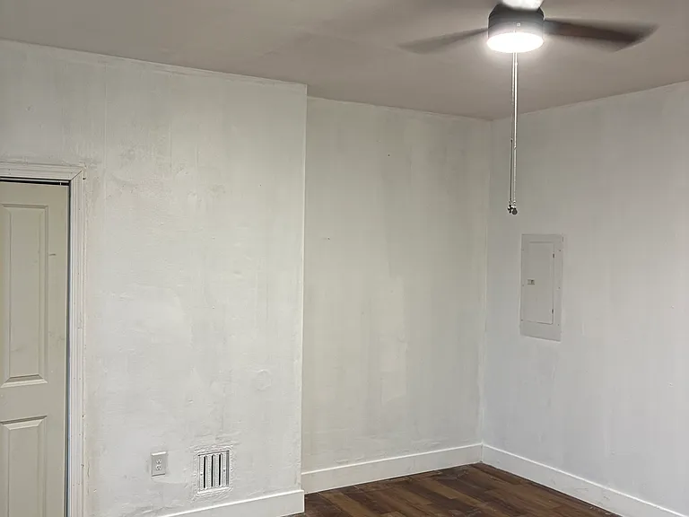 3416 N Front St #2 — Photo 4
