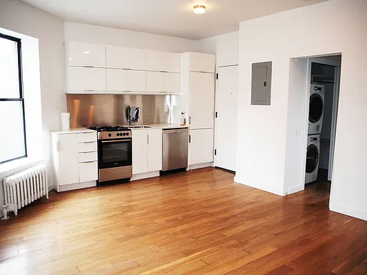 Rented by NY Home & Living Inc. | media 31