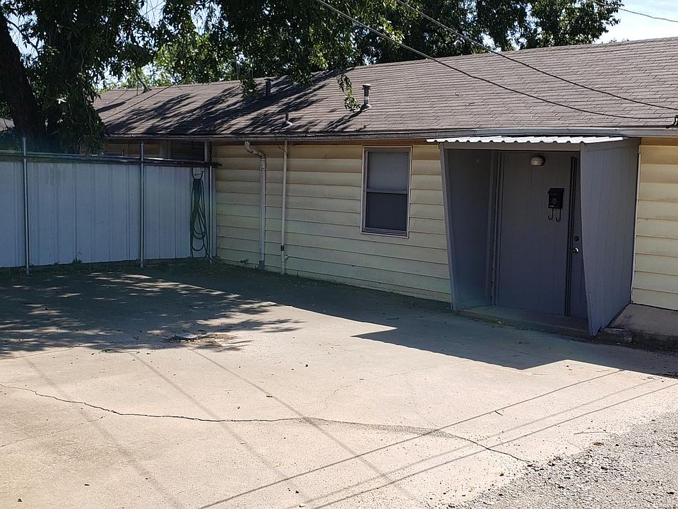1st image of 3108 Grant St #B