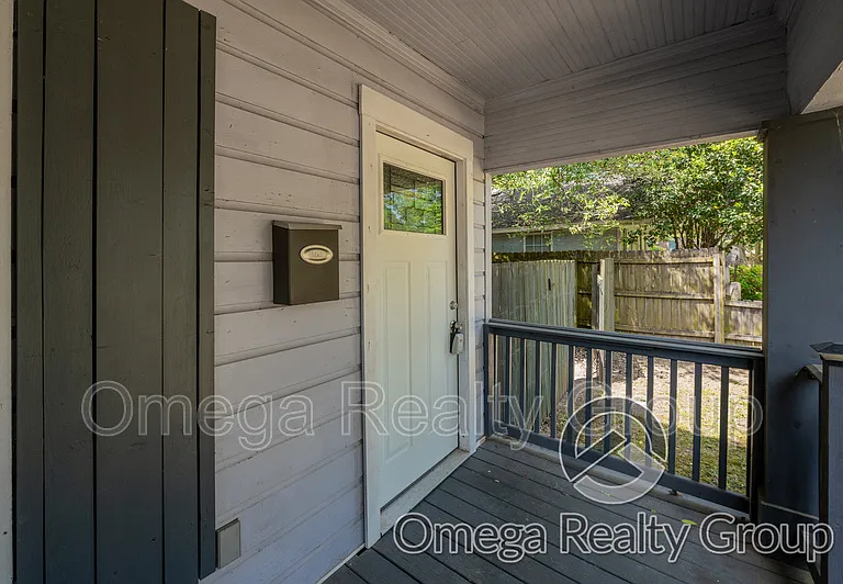 2104 Yancey Ave — Photo 6