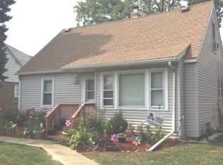 7006 Garden Ln, Bridgeview, IL 60455