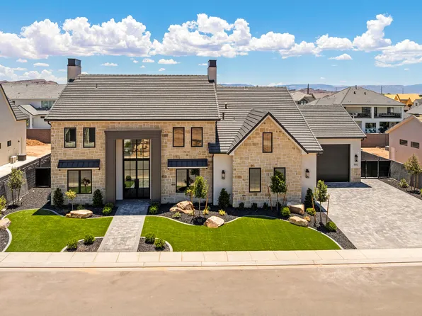 692 E Chloe Ln, Washington, UT 84780