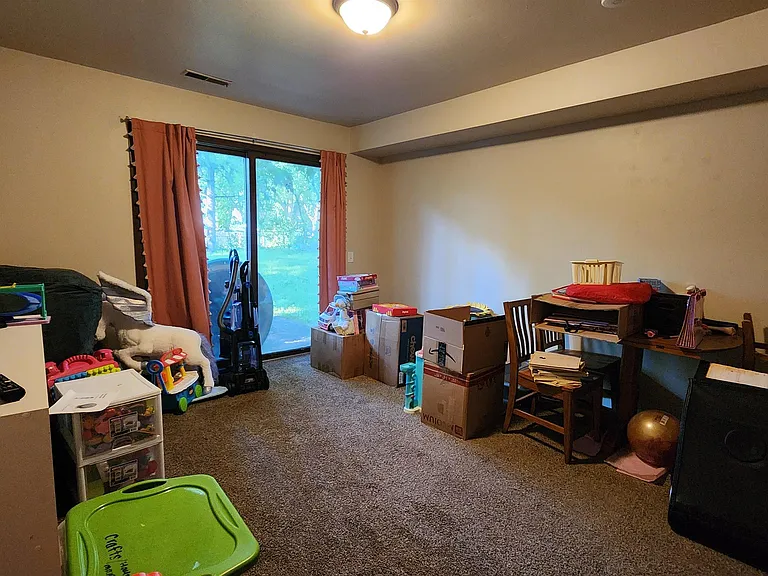 5324 Milwaukee St — Photo 17