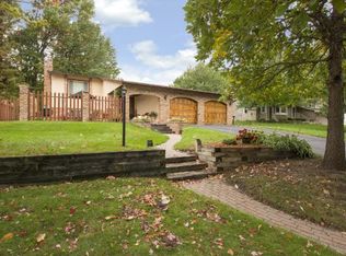 4695 Chandler Rd, Shoreview, MN 55126