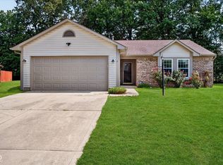 7449 Grandview Dr, Avon, IN 46123