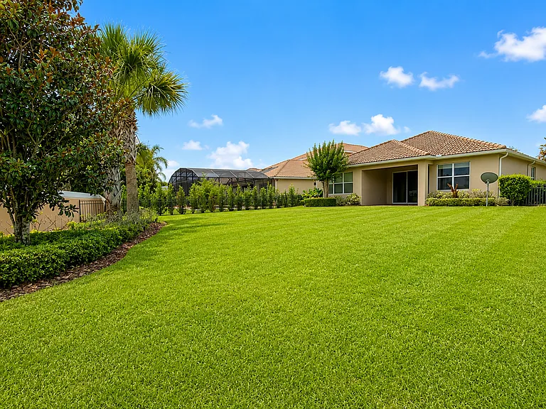 11867 Padua Ln — Photo 41