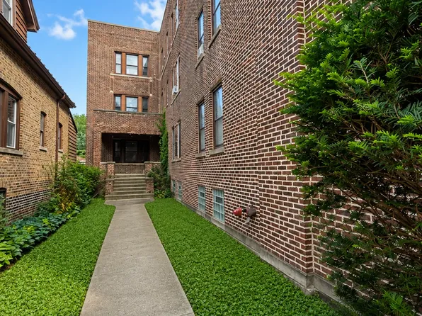 2325 N Sawyer Ave #1R, Chicago, IL 60647