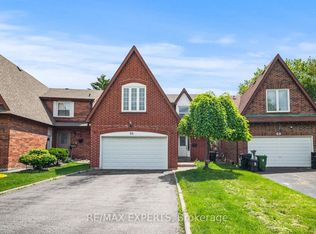 66 Carl Cres #5, Toronto, ON M1W 3R2