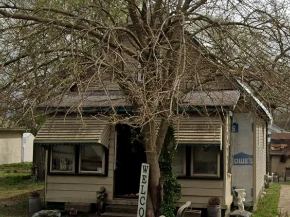 2710 Jackson St, Terre Haute, IN 47802