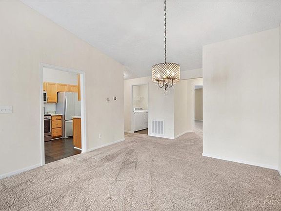 4th image of 7903 Jessies Way