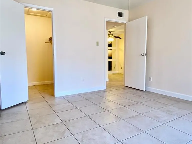 10202 Forum Park Dr #286 — Photo 2