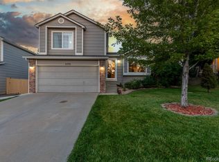 5570 S Versailles St, Aurora, CO 80015