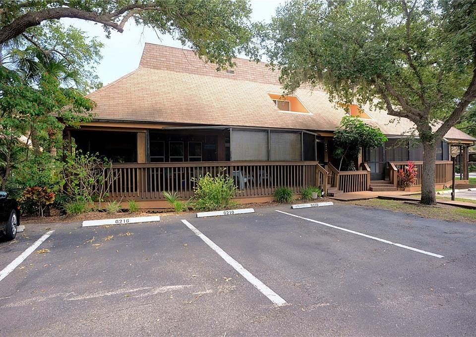 1st image of 6210 Treetop Dr