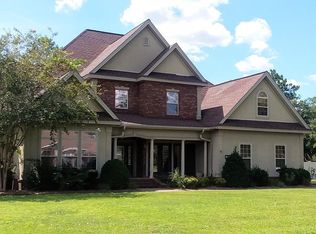 715 Stonewall Jackson Pl, Waycross, GA 31503