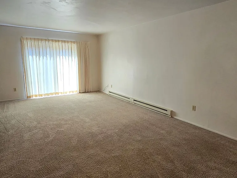 430 SW 7th St #1-15 — Photo 13