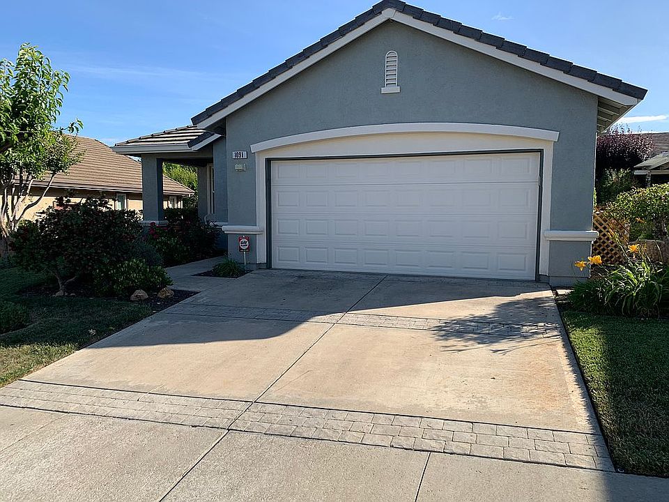 2nd image of 1091 Bountiful Way