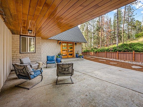 4th image of 4223 S Madison Rd