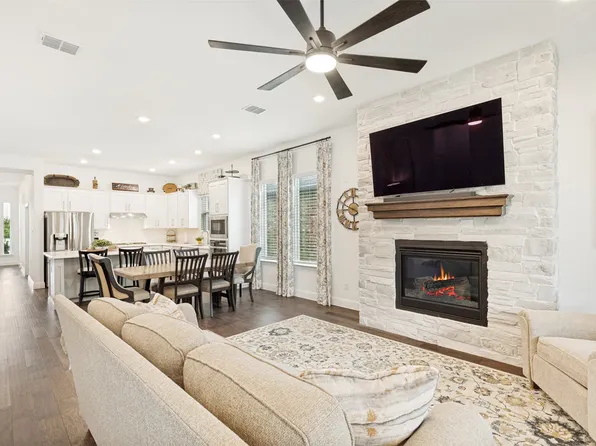 229 Savannah Ln, Oak Point, TX 75068