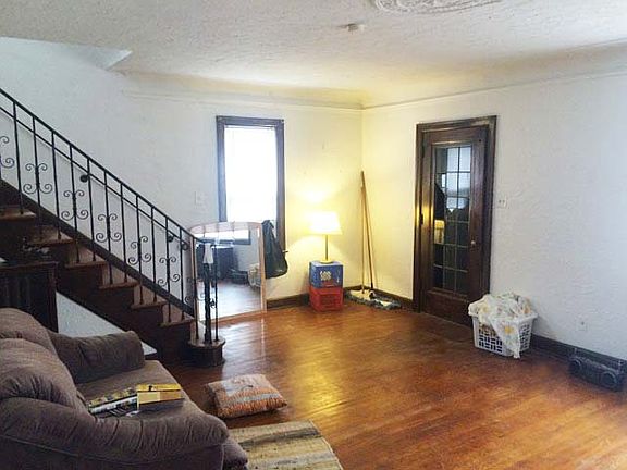 3rd image of 14150 Saint Marys St