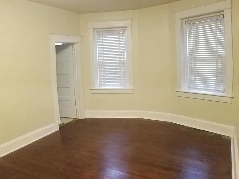 1009 Brandon Ave #6 — Photo 5