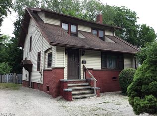 1321 Manchester Rd, Akron, OH 44307