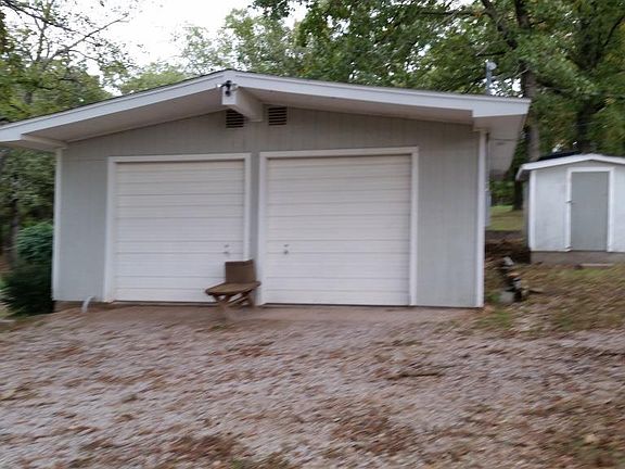 4th image of 41 Southwood Cir