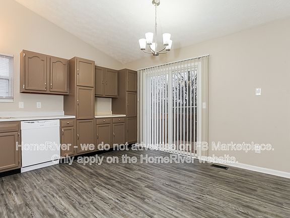 4th image of 475 Lookout Ridge Dr